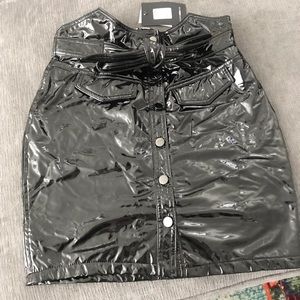 Black latex mini-skirt by Fashionnova